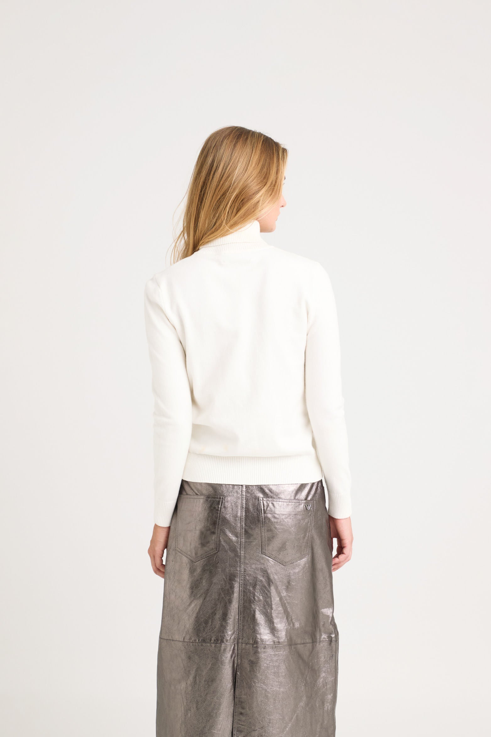 Maqui Basic Knit Sweater Turtleneck – Velez Artisan