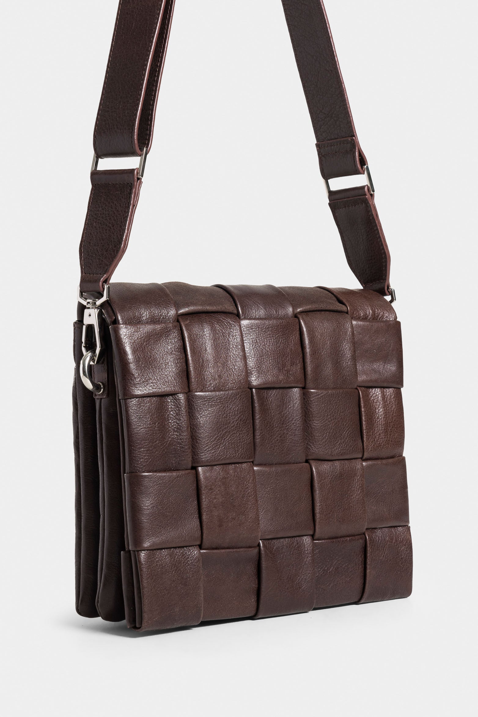 Anaime Woven Lid Leather Bowling Bag for Women