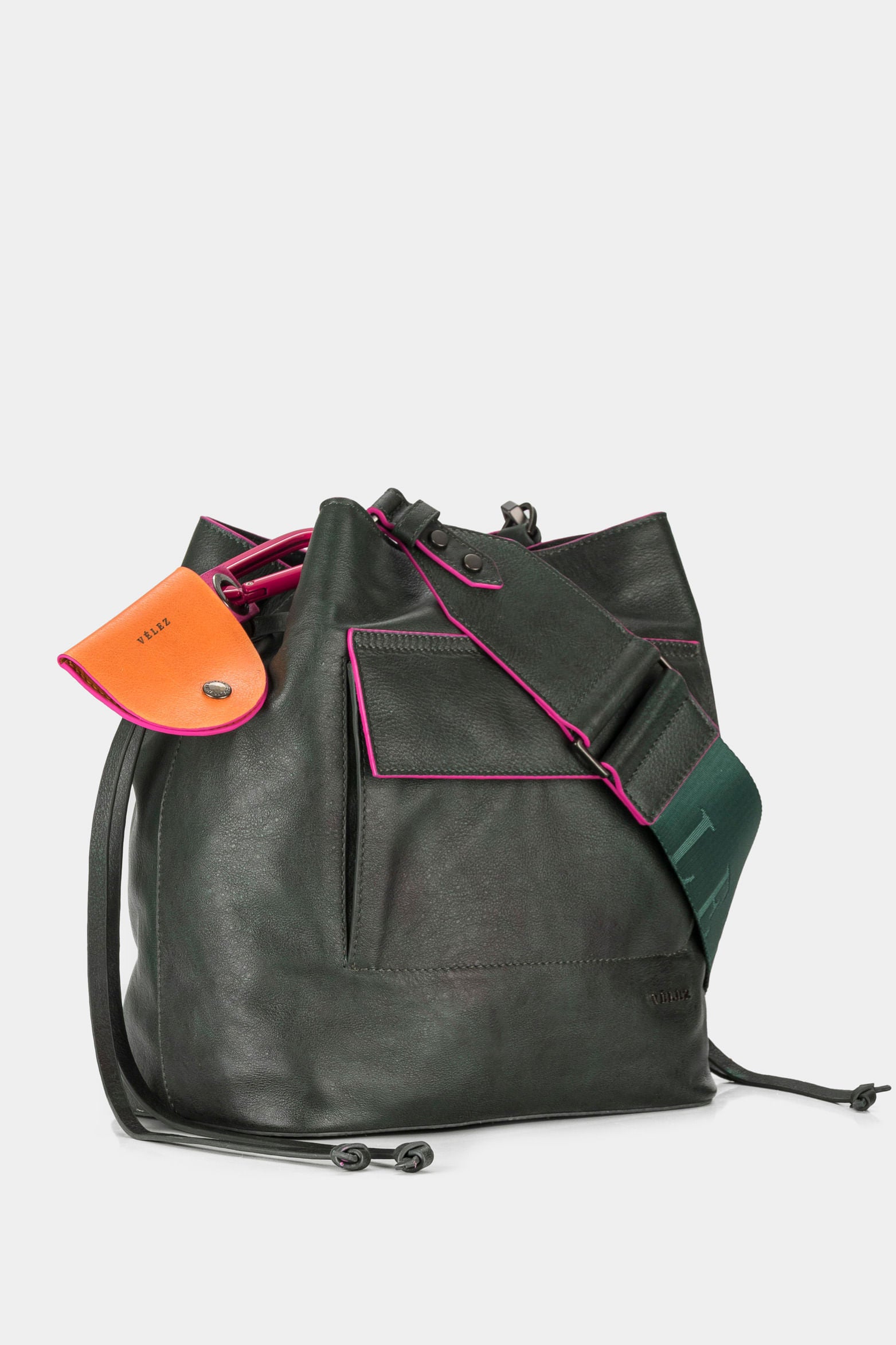 Women’s Santa Clara Shopper Handbags in Distressed Leather