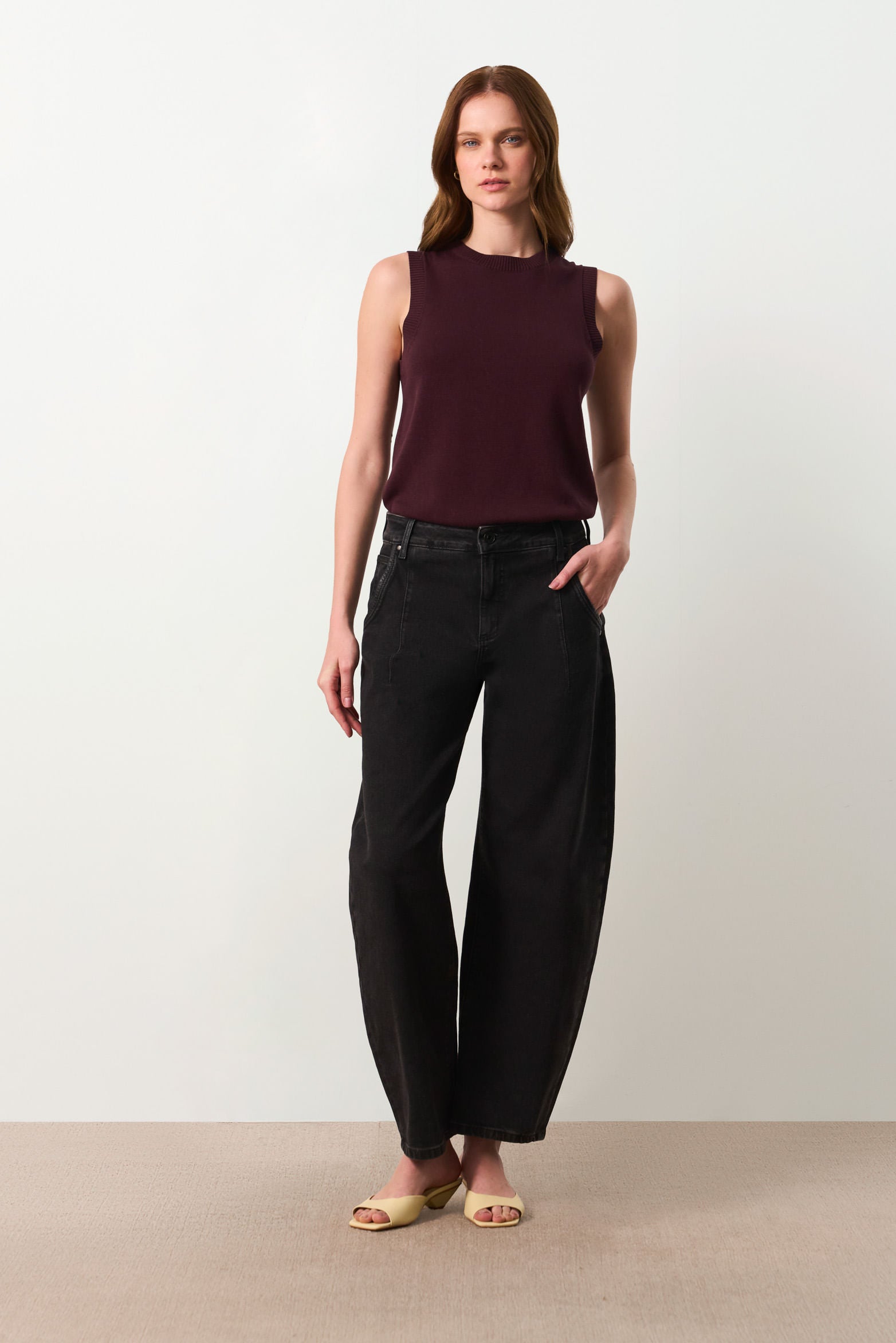 Barrel-leg jeans for women Barrel