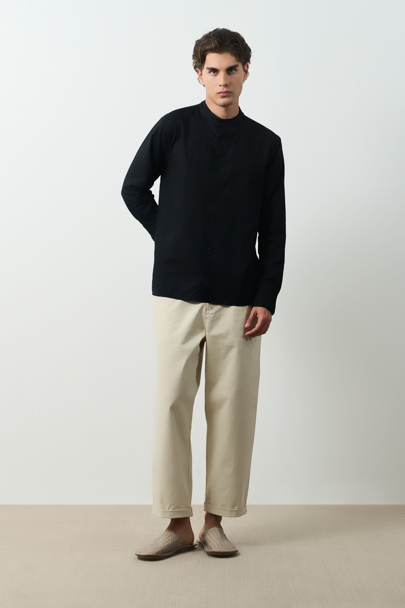 Long-sleeve linen shirt for men with Nerú collar