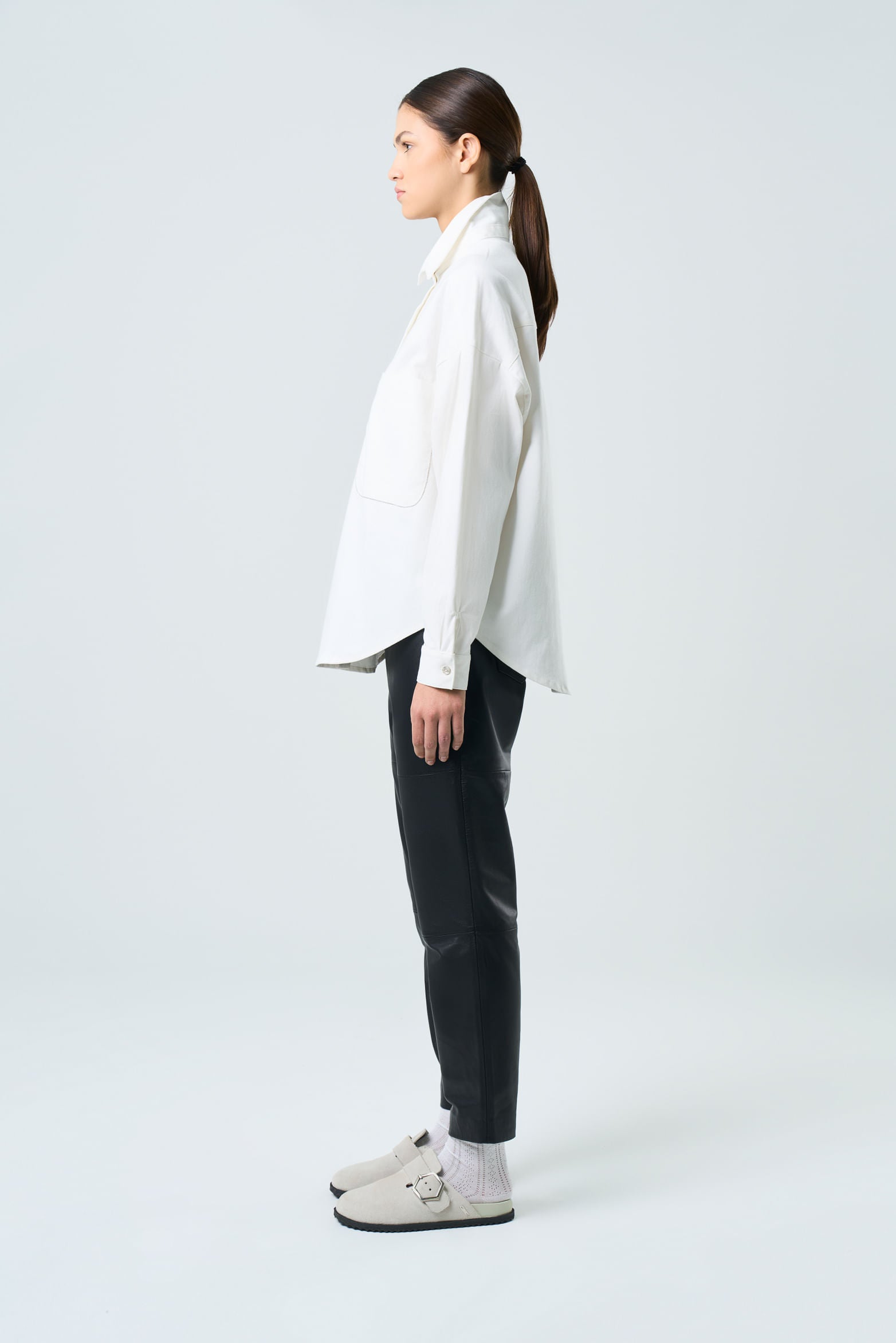 Avellano Oversized Long-Sleeve Shirt for Women with Dropped Shoulder