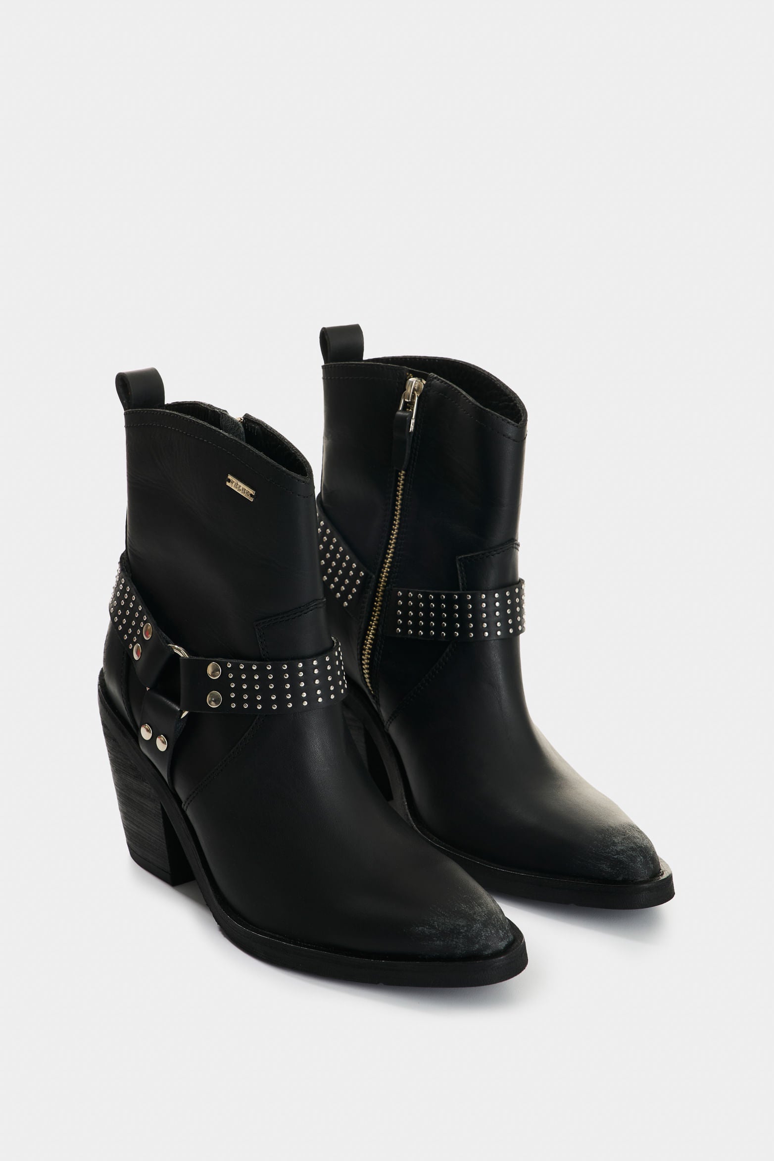 Elias Rustic Finish Leather Boots for Women