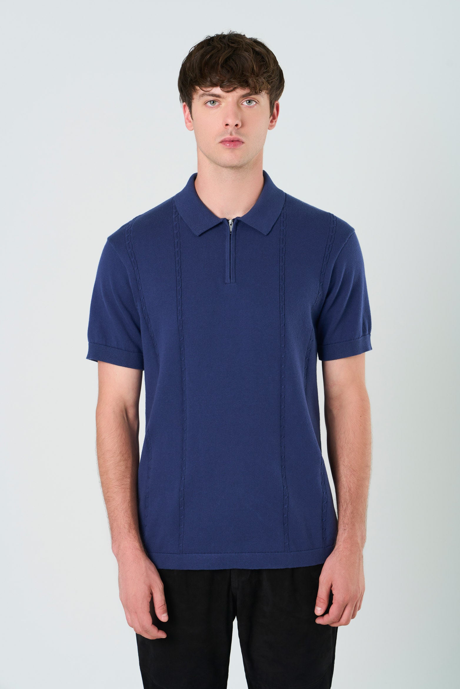 Men's Semi-Fitted Short-Sleeved Tropical Polo