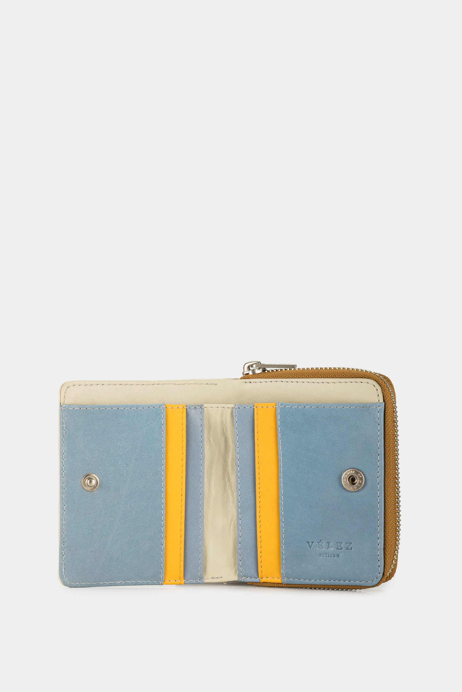 Women’s Wild Wallet in White Leather with Coin Pocket