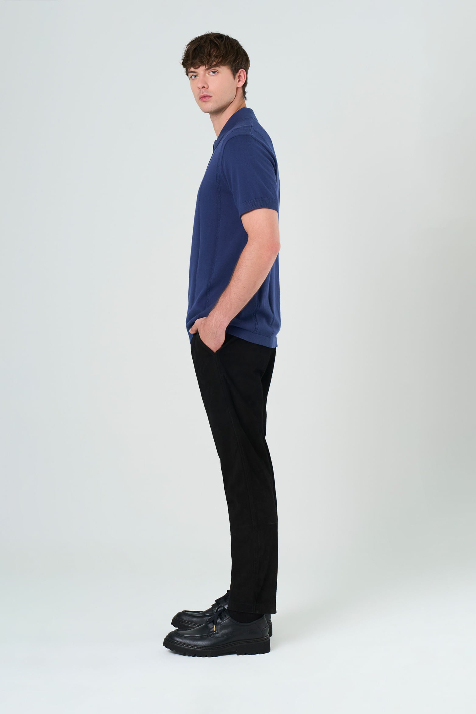 Men's Semi-Fitted Short-Sleeved Tropical Polo