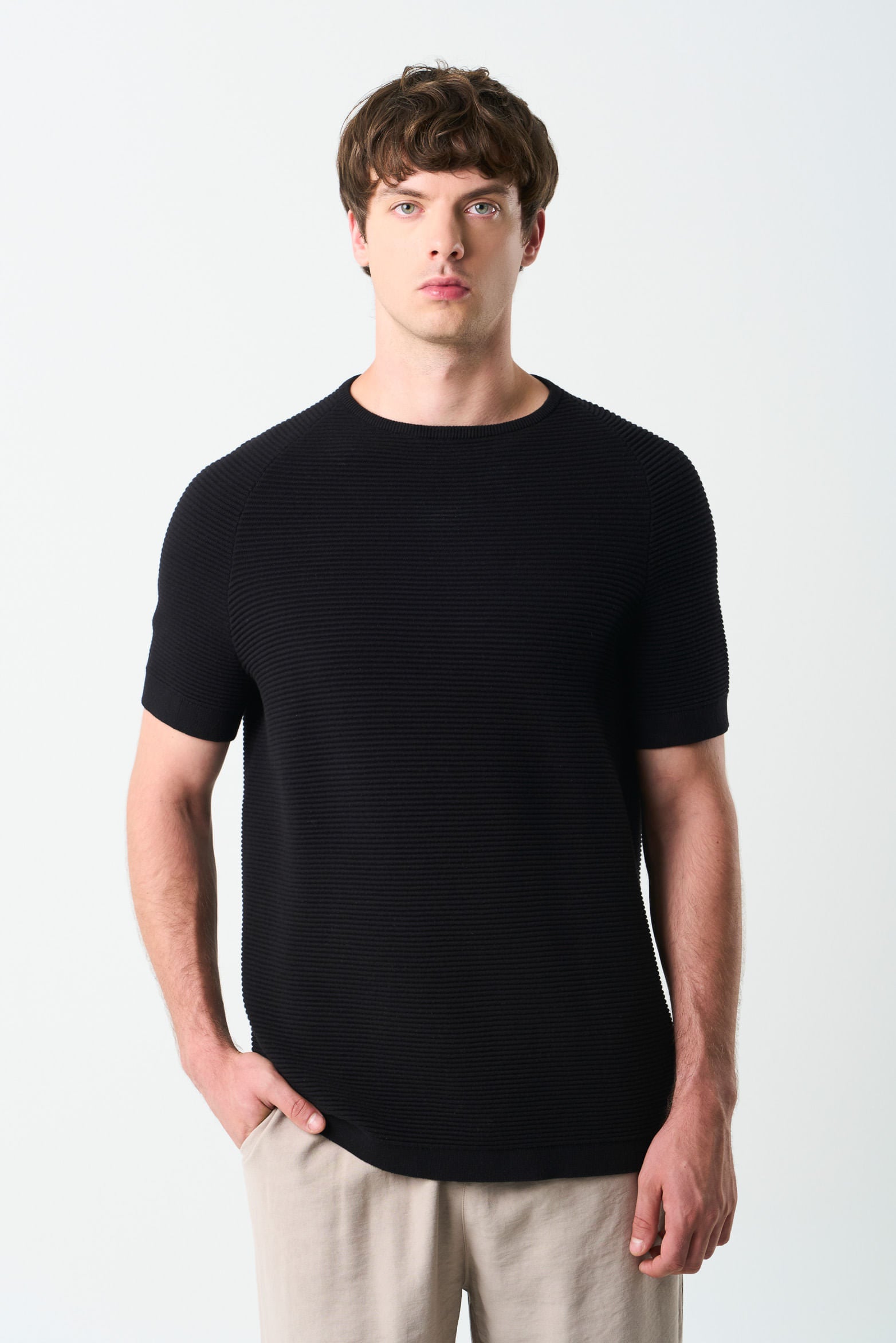 Textured short-sleeved Vida knit T-shirt for men