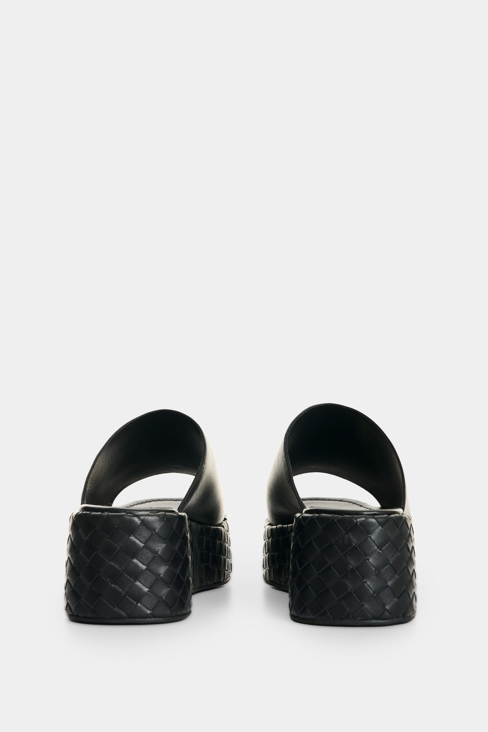Leather heeled sandal for women Orquidea