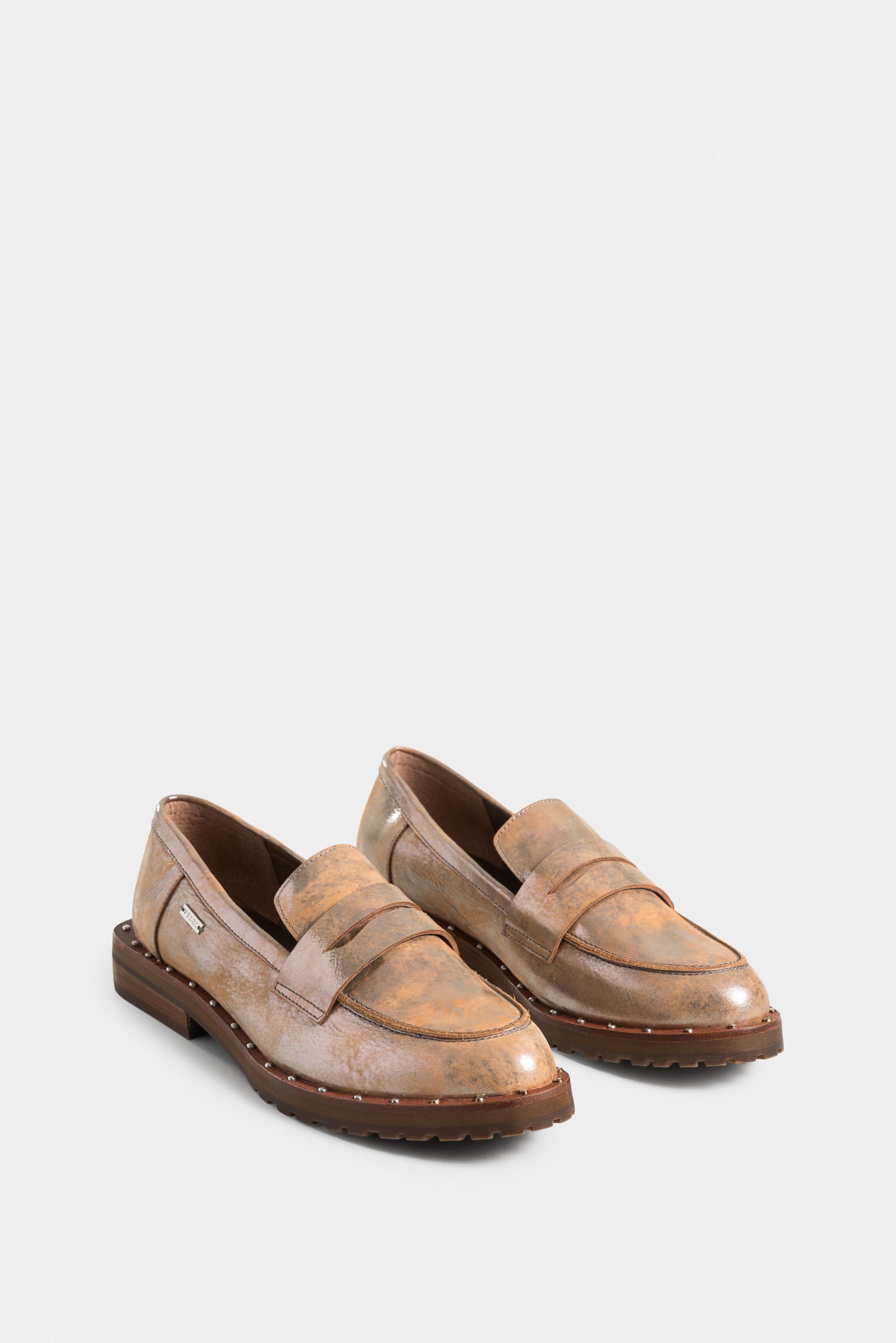 Trendy Leather Moccasins with Milleraie Detail for Women