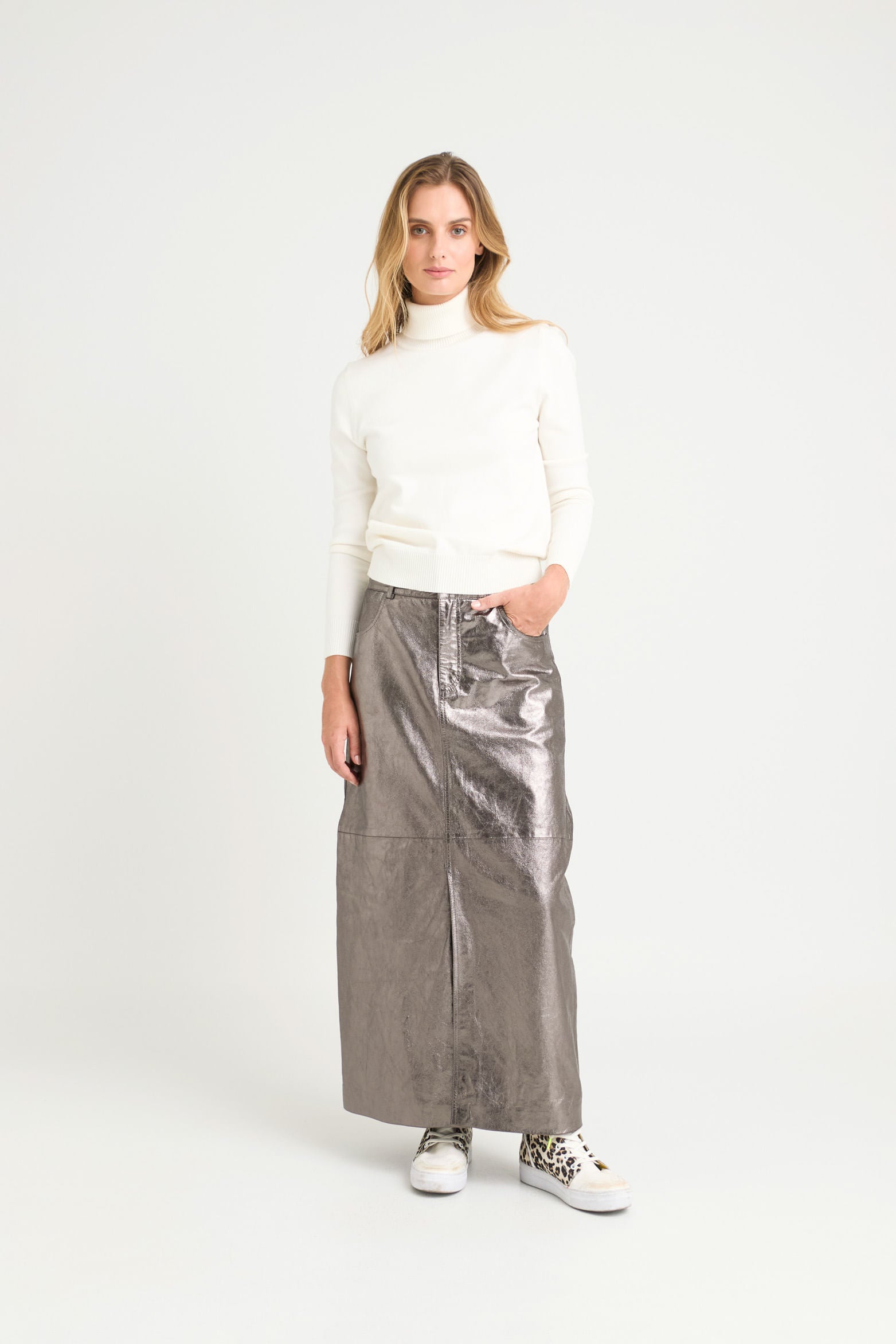 Maqui Basic Knit Sweater Turtleneck