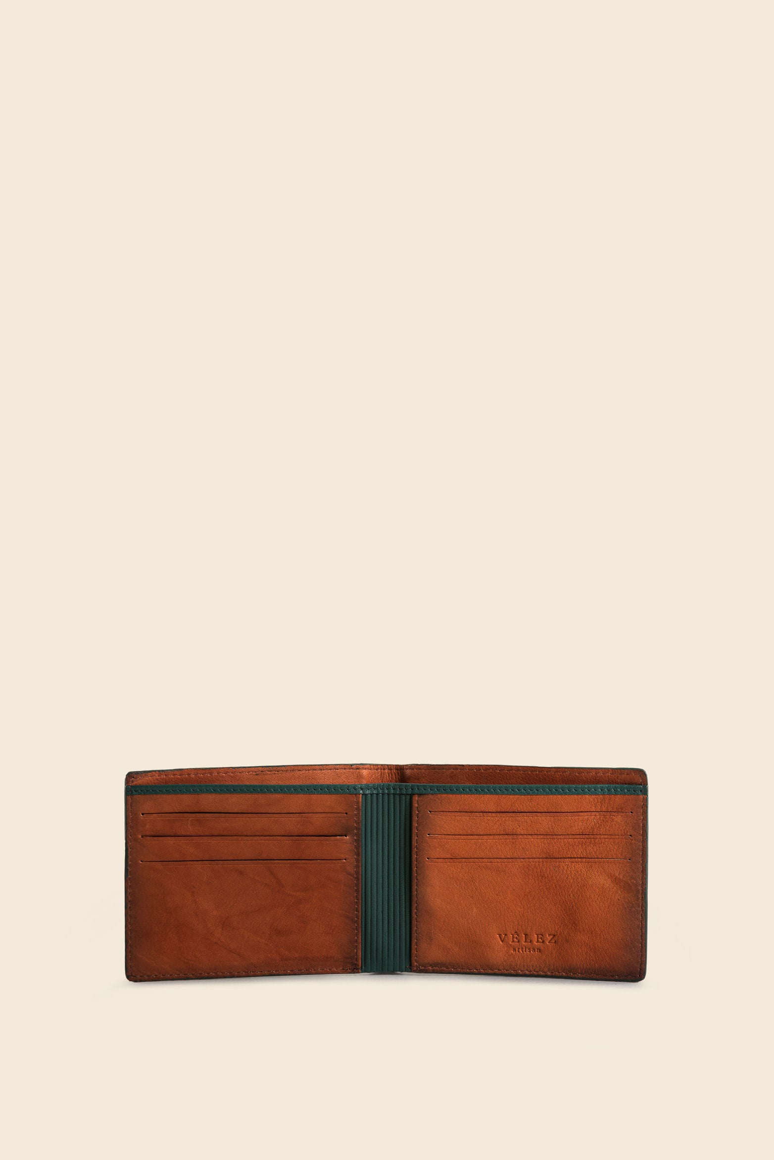 Men’s Australis Wallet in Hand-Aged Smooth Leather