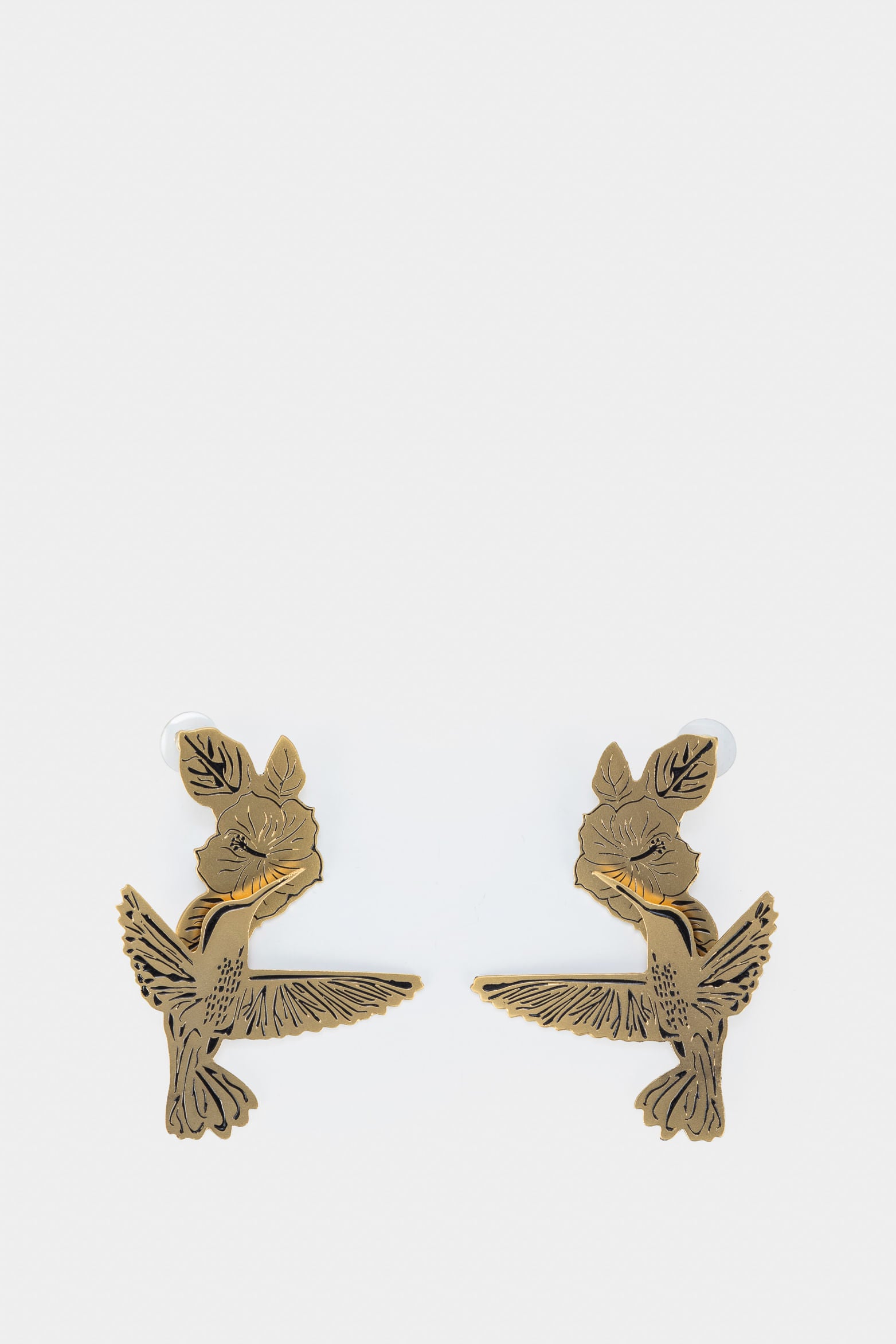 Women’s Garden Resin Earrings with Flower Head and Leaves Motif