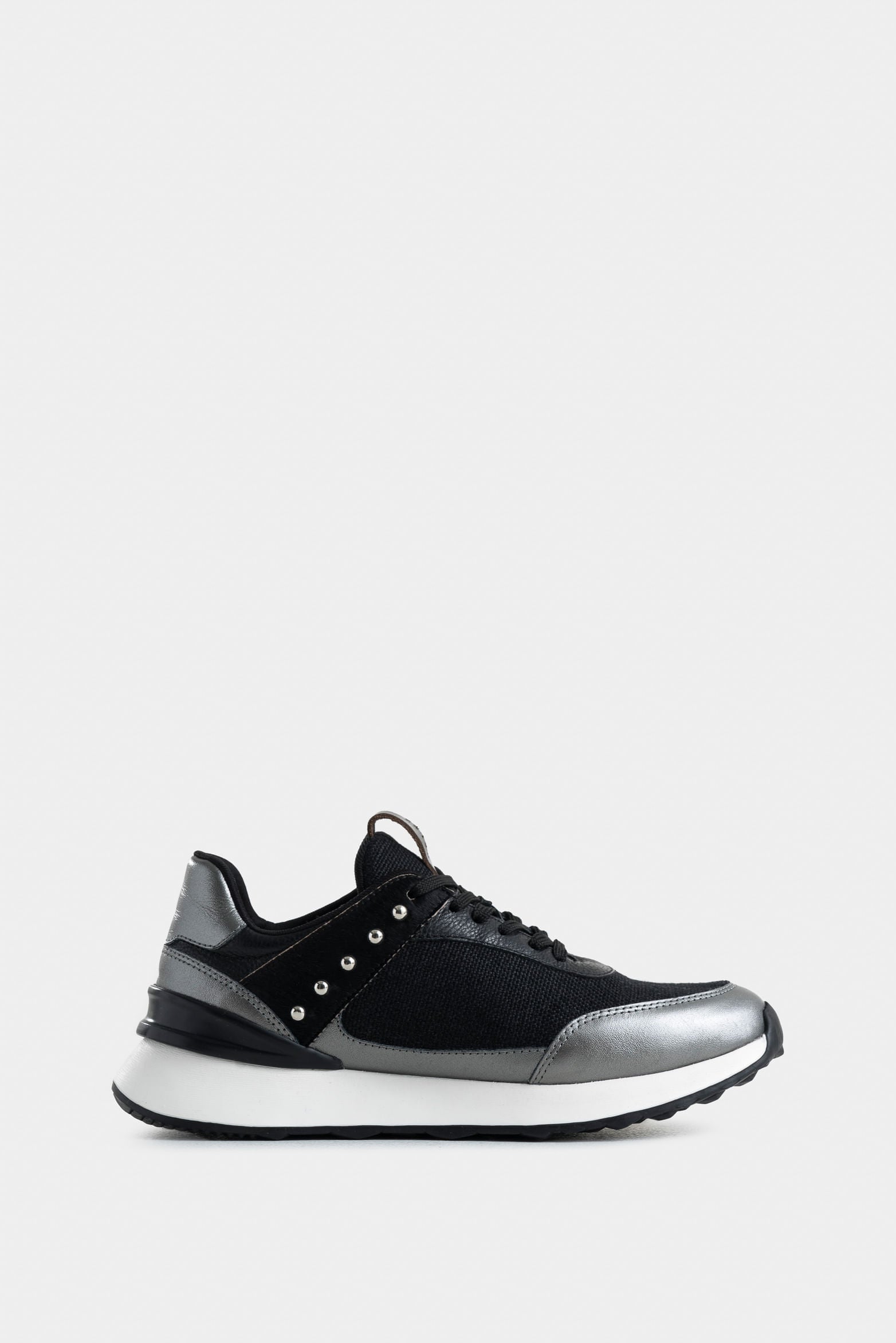 San Joaquín Leather and Canvas Tennis Shoes for Women with Stud Details