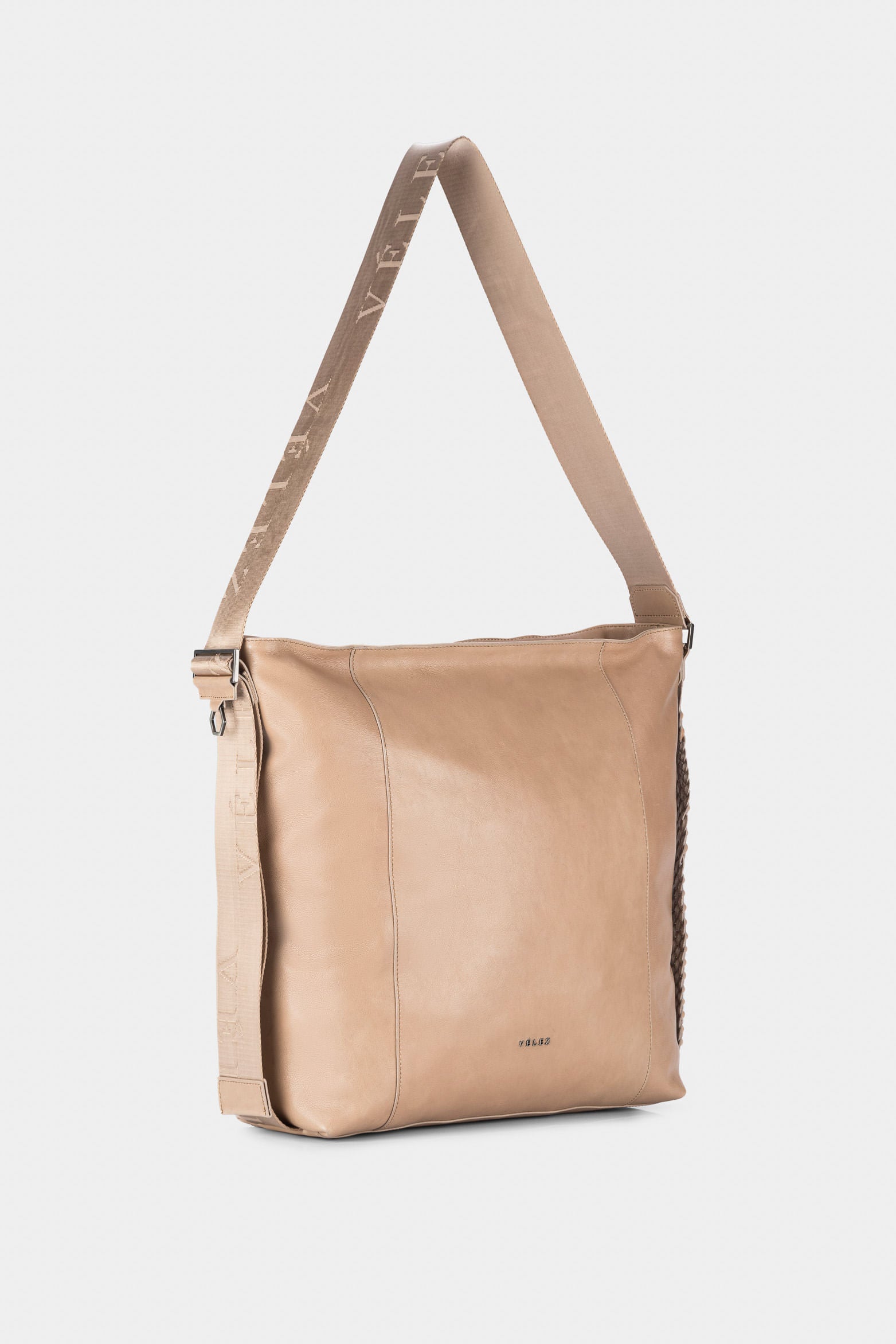 Women’s Venus Shopper Handbags in Leather with Woven Side Detail